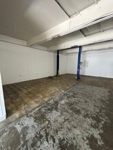 662-672 Enterprise St, Escondido, CA for lease Interior Photo- Image 2 of 6