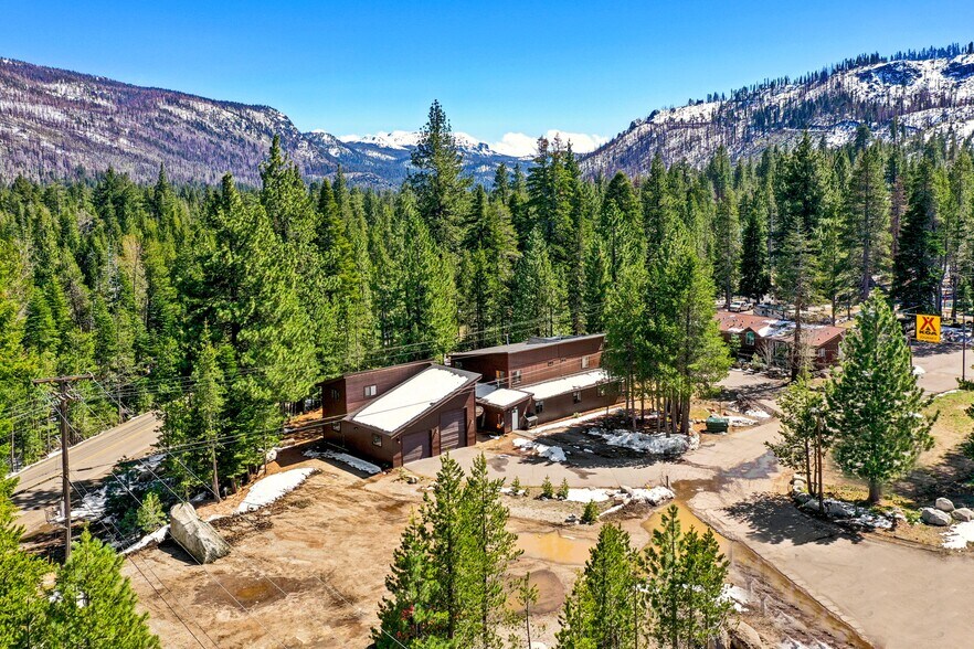 804 Hwy 50, South Lake Tahoe, CA à vendre - Photo du bâtiment - Image 3 de 44