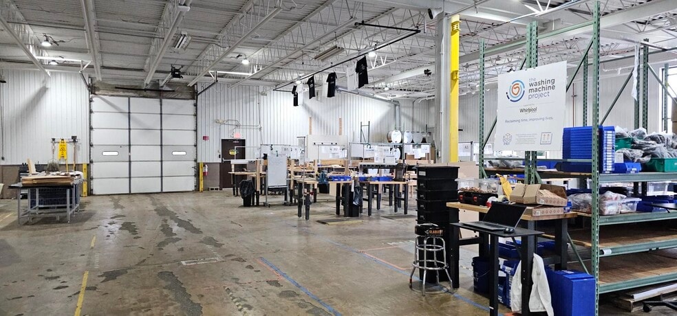 4295 N Roosevelt Rd, Stevensville, MI for lease - Building Photo - Image 2 of 6