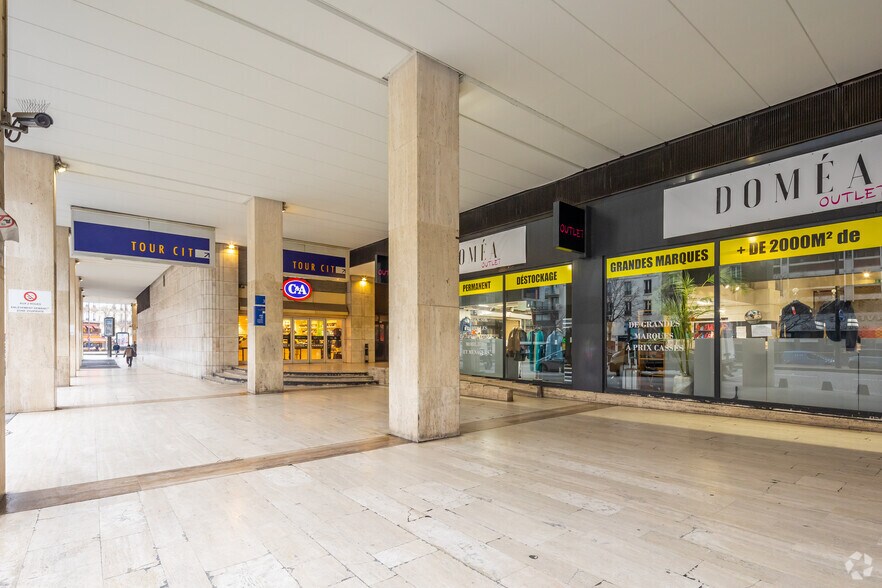 3 Rue De L'Arrivee, Paris à vendre - Photo du bâtiment - Image 3 de 7