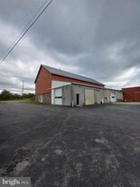 405 Brossman Rd, Ephrata PA - Entrepôt