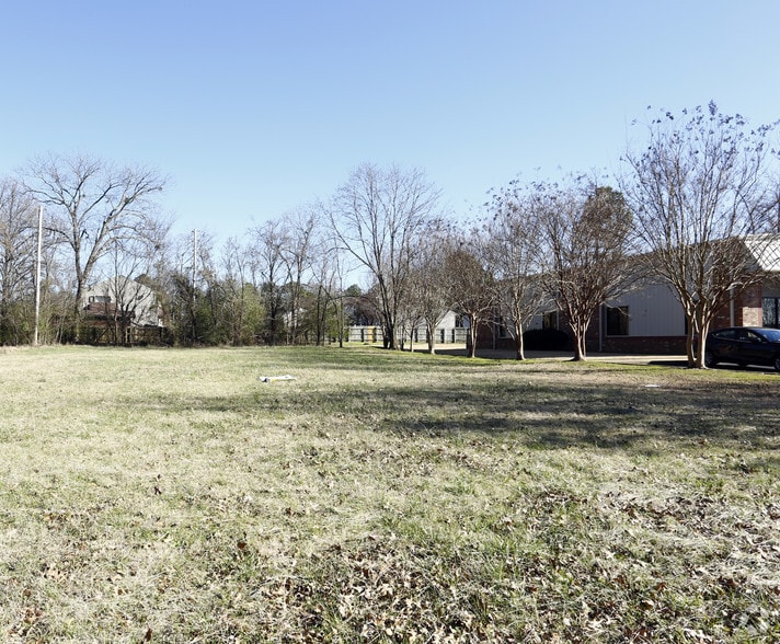 354 Distribution Pky, Collierville, TN à vendre - Photo du bâtiment - Image 2 de 2