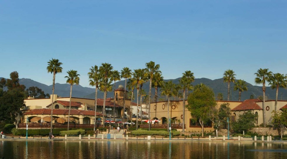 31441 Santa Margarita Pky, Rancho Santa Margarita, CA à louer - Photo du bâtiment - Image 2 de 3