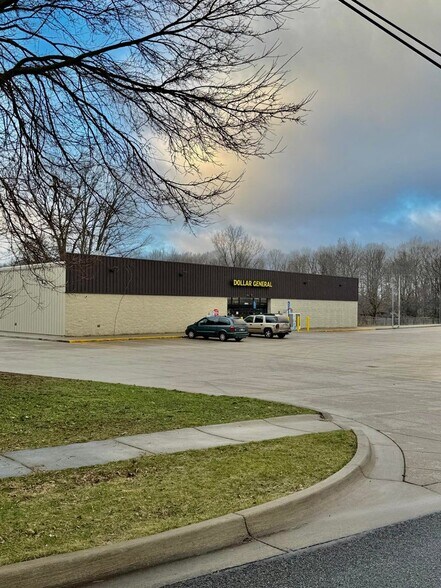 18043 State St, Vandalia, MI à vendre - Photo du bâtiment - Image 1 de 13