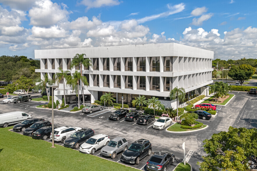 3475 Sheridan St, Hollywood, FL for lease - Building Photo - Image 1 of 8