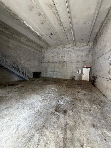 4628-4648 NW 133rd St, Opa-locka, FL for lease - Building Photo - Image 3 of 15