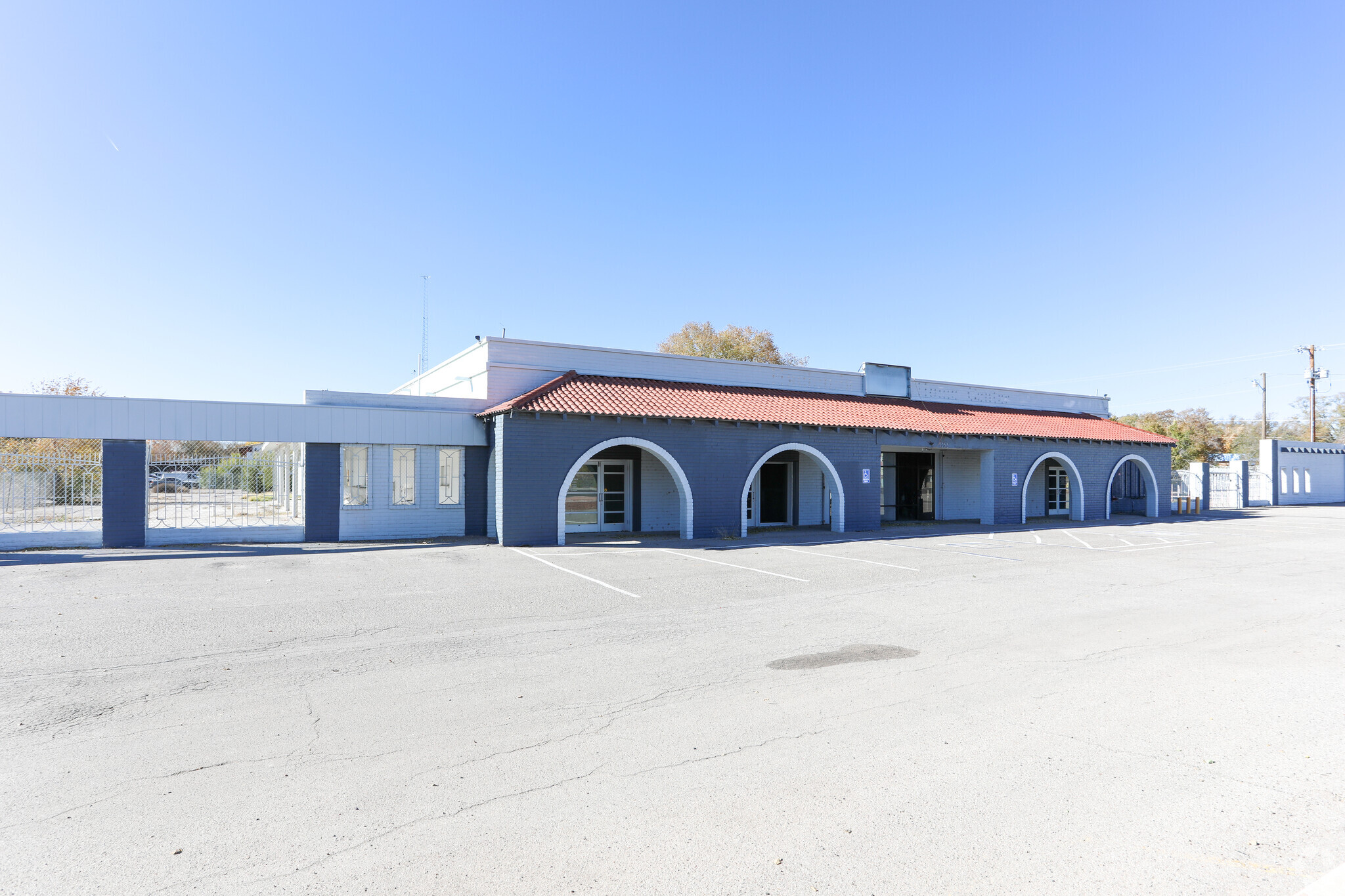 1255 Bosque Farms Blvd, Bosque Farms, NM for sale Primary Photo- Image 1 of 1