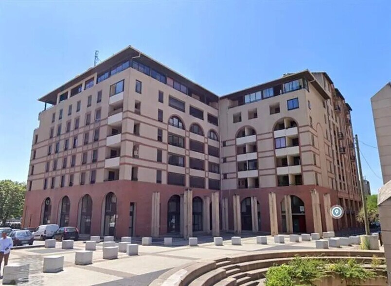 3 Place Alfonse Jourdain, Toulouse à louer - Photo du bâtiment - Image 1 de 15