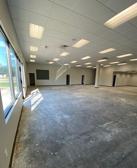 315 N Sam Houston Pky E, Houston, TX à vendre - Photo intérieure - Image 3 de 7