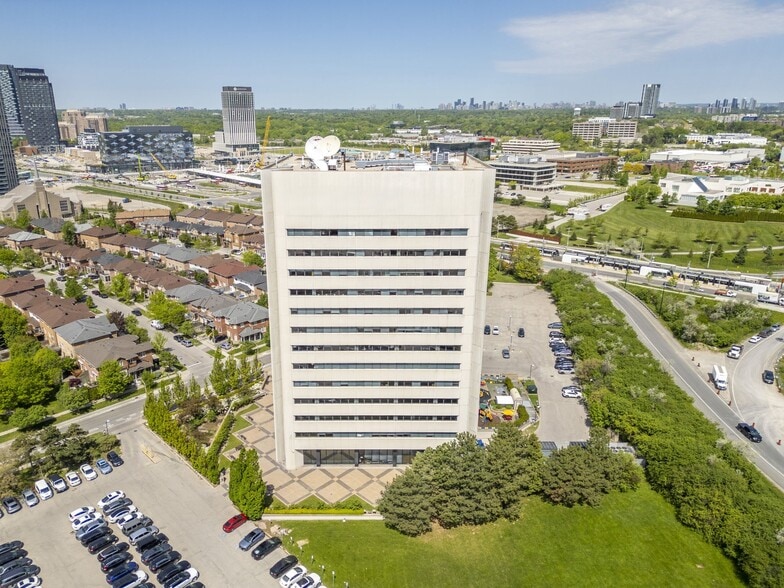 150 Ferrand Dr, Toronto, ON for lease - Building Photo - Image 2 of 17