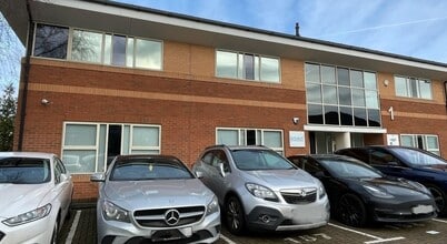 Boundary Way, Hemel Hempstead for lease Building Photo- Image 2 of 5