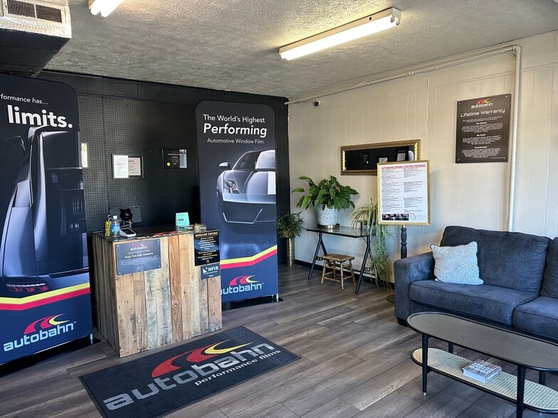 2300 Greenup Ave, Ashland, KY for lease - Building Photo - Image 3 of 17