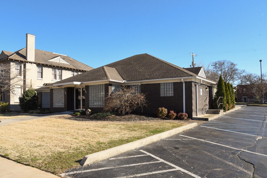 431 Johnston St SE, Decatur, AL à vendre - Photo du bâtiment - Image 3 de 26