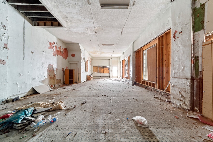 Broadway Redevelopment Opportunity portfolio of 6 properties for sale on LoopNet.ca - Building Photo - Image 2 of 55