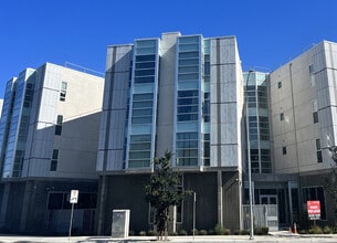 1690 Southwest Expy, San Jose, CA for lease Building Photo- Image 2 of 4