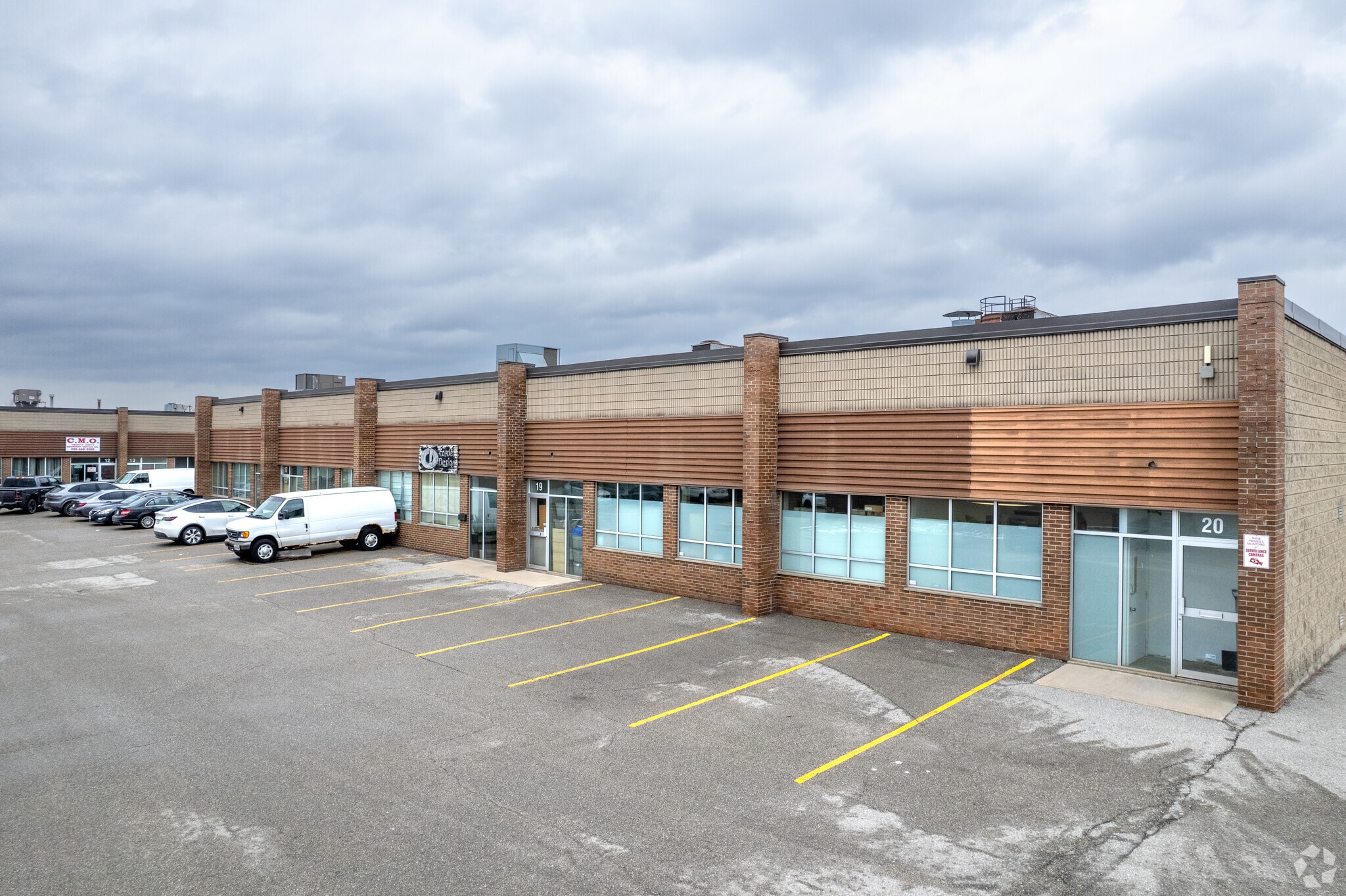 85 Bowes Rd, Vaughan, ON for lease Primary Photo- Image 1 of 3