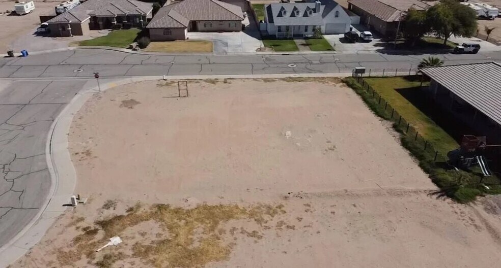 0 Ranchette Rd, Blythe, CA à vendre - Aérien - Image 1 de 6