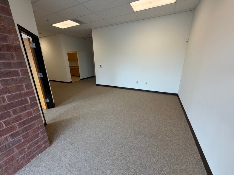 2390 Satellite Blvd, Buford, GA for lease - Building Photo - Image 2 of 17