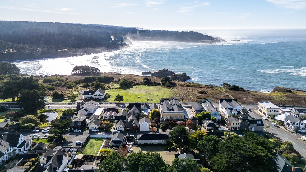 45070 Main St, Mendocino, CA à vendre - Aérien - Image 3 de 10