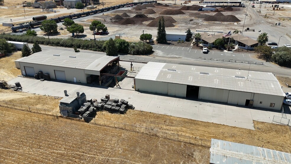 43016 Road 68, Reedley, CA for sale - Building Photo - Image 2 of 5
