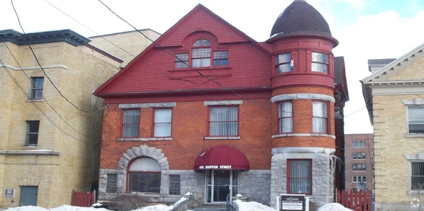1 Hopper St, Utica, NY à vendre - Photo du bâtiment - Image 2 de 16