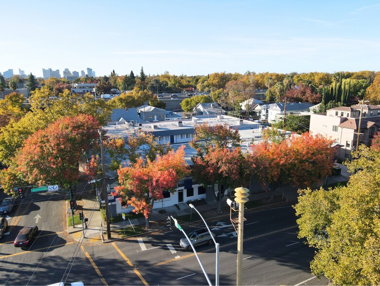 930 Alhambra Blvd, Sacramento, CA à louer - Photo du bâtiment - Image 2 de 20