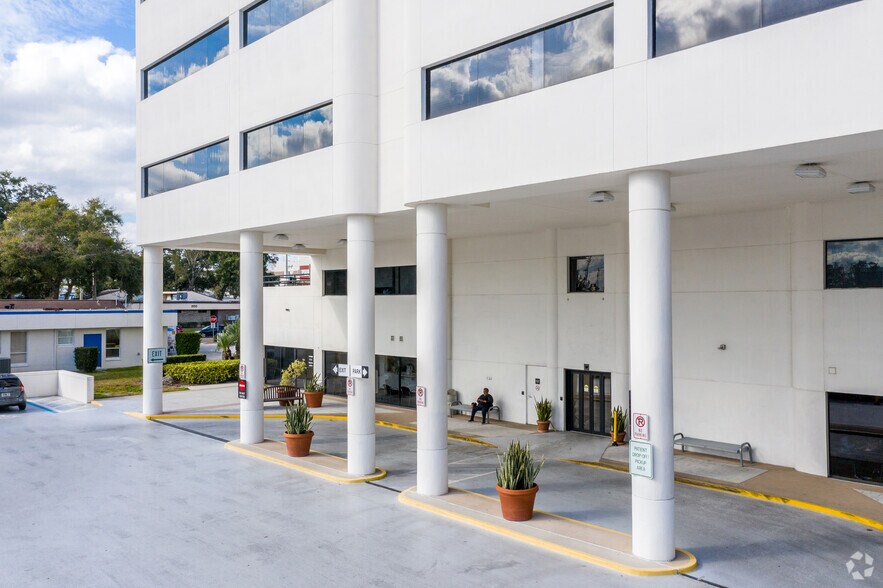 100 W Gore St, Orlando, FL à louer - Photo du bâtiment - Image 3 de 4