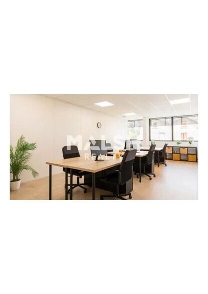 Bureau dans Villeurbanne à louer - Photo intérieure - Image 2 de 6