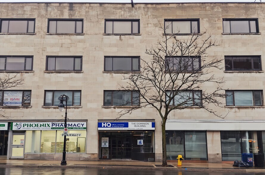 39 Queen St, St Catharines, ON à louer - Photo du bâtiment - Image 3 de 13
