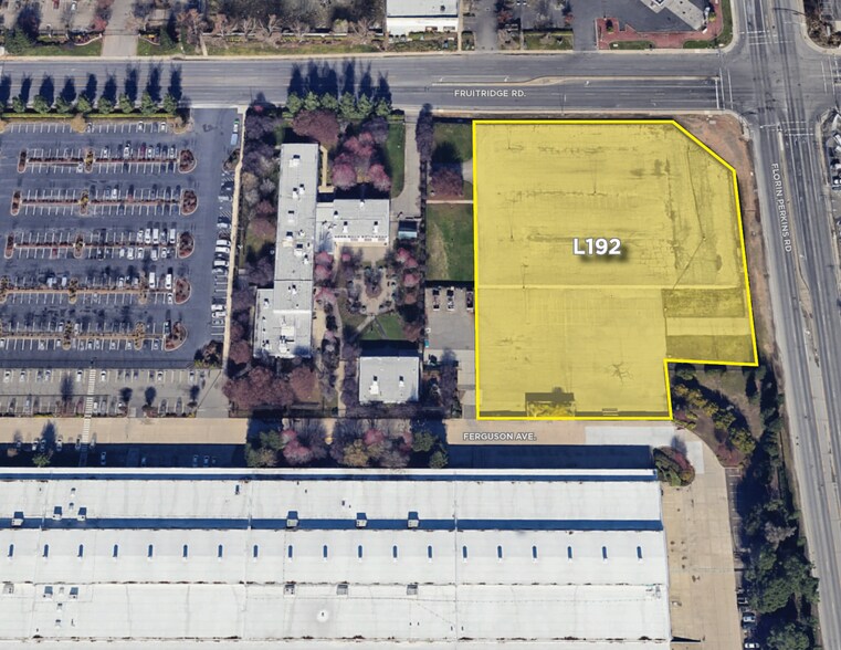 Depot Park, Sacramento, CA à louer - Photo du bâtiment - Image 3 de 4