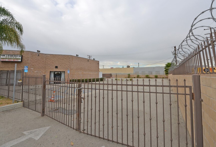 2549 E 57th St, Huntington Park, CA à vendre - Photo du bâtiment - Image 2 de 5