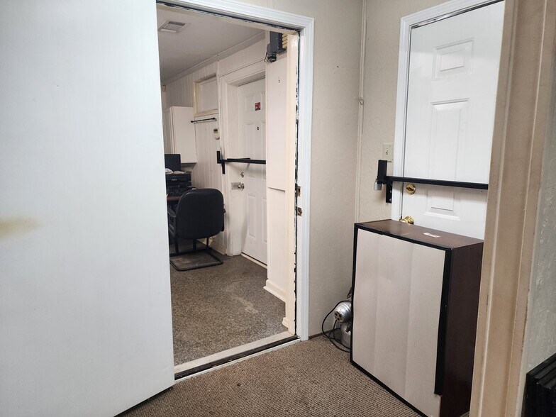 3976 Napier Ave, Macon-Bibb, GA à vendre - Photo du bâtiment - Image 3 de 8