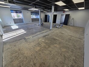 405 Wayne Ave, Chambersburg, PA for lease Building Photo- Image 2 of 9