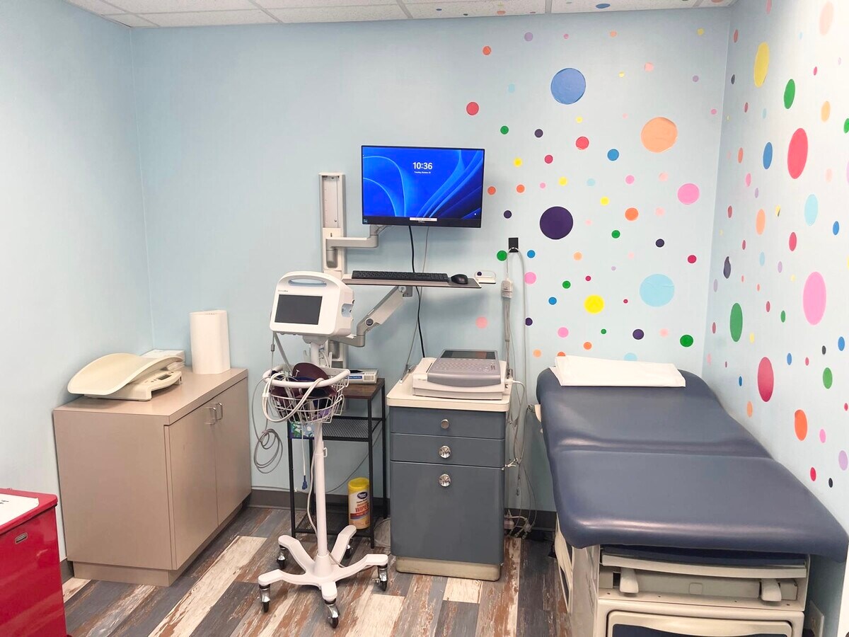 7115 Leesburg Pike, Falls Church, VA 22043 - Unité 315 -  - Photo intérieure - Image 1 of 6