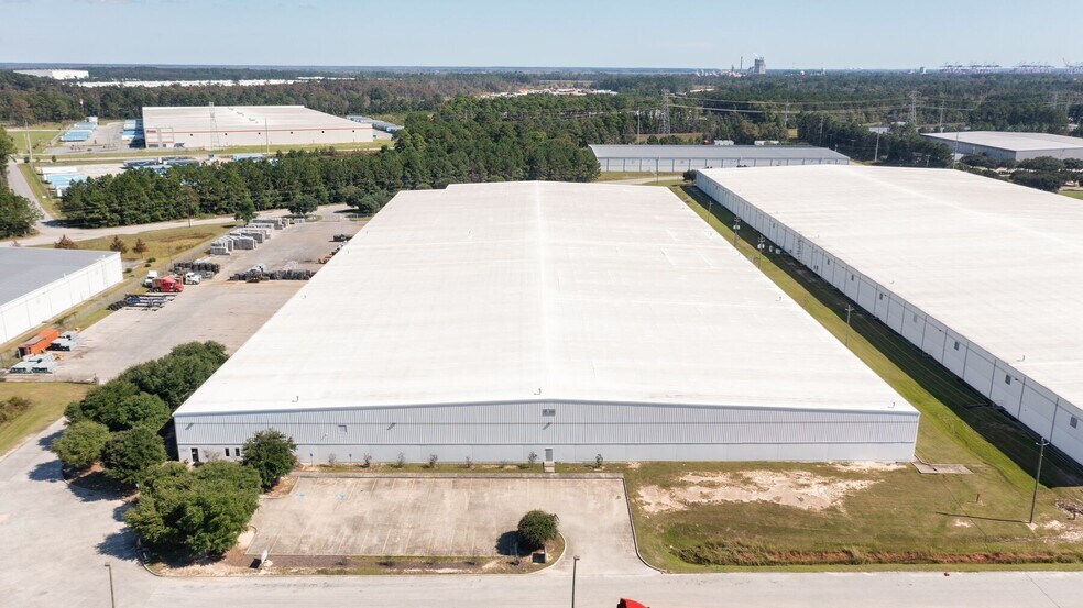 200 Logistics Way, Savannah, GA for lease - Building Photo - Image 2 of 4