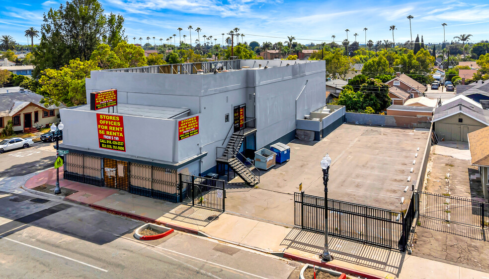 830 S Main St, Santa Ana, CA for lease - Building Photo - Image 1 of 7