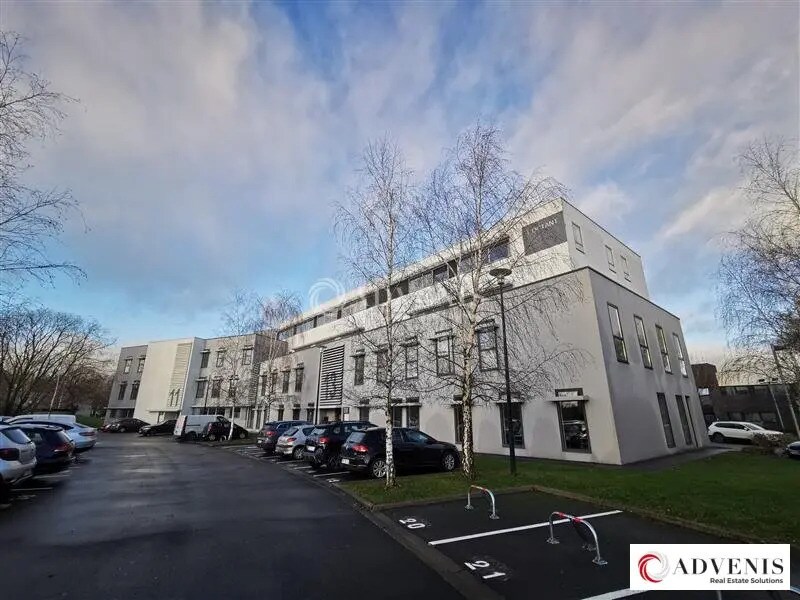 Office in VILLENEUVE-D'ASCQ for lease Building Photo- Image 1 of 6