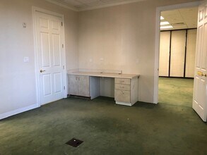 9810 FM 1960 Bypass Rd W, Humble, TX for lease Building Photo- Image 1 of 7