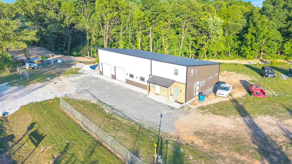 15427 W Highway 12, Gentry, AR à vendre - Photo du bâtiment - Image 3 de 23