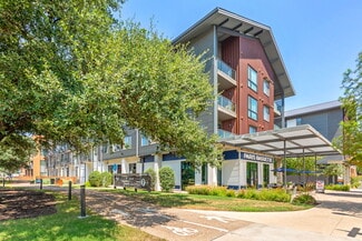 Plus de détails pour 110 Jacob Fontaine Ln, Austin, TX - Commerce de détail à louer