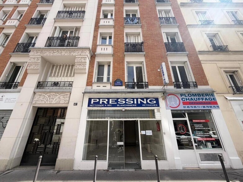 41 Rue Fondary, Paris à louer - Photo du bâtiment - Image 2 de 7