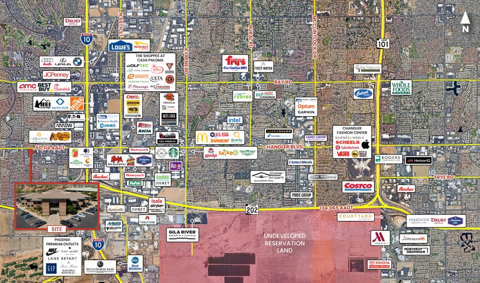 4435 E chandler Blvd, Phoenix, AZ à louer - Photo du bâtiment - Image 3 de 13