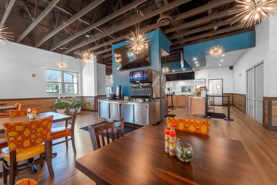 6912 Douglas Blvd, Douglasville, GA for lease - Interior Photo - Image 3 of 17