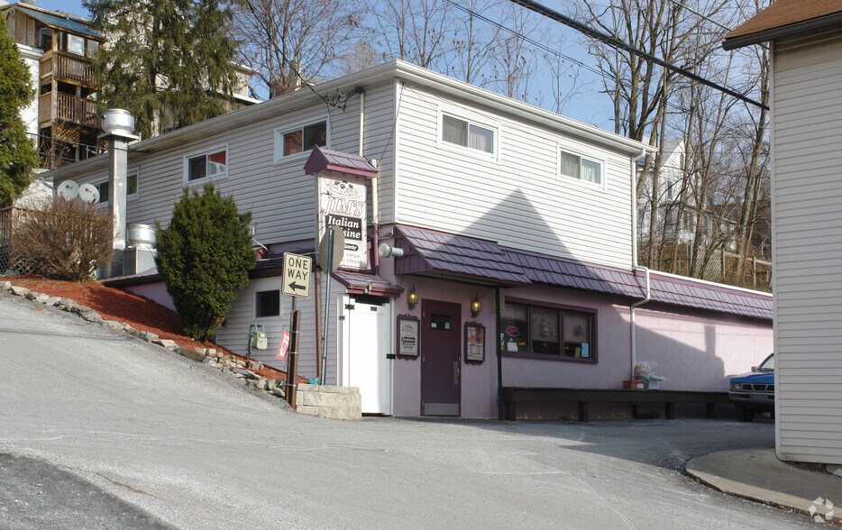 116 S Penn St, Bellefonte, PA à vendre - Photo du bâtiment - Image 2 de 24