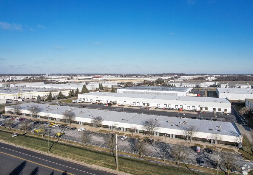 5214-5270 W 79th St, Indianapolis, IN for lease - Building Photo - Image 3 of 5