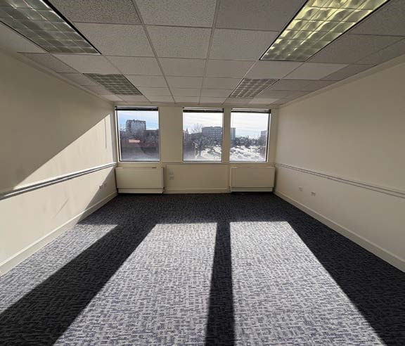 300 Preston Ave, Charlottesville, VA for lease - Building Photo - Image 2 of 6