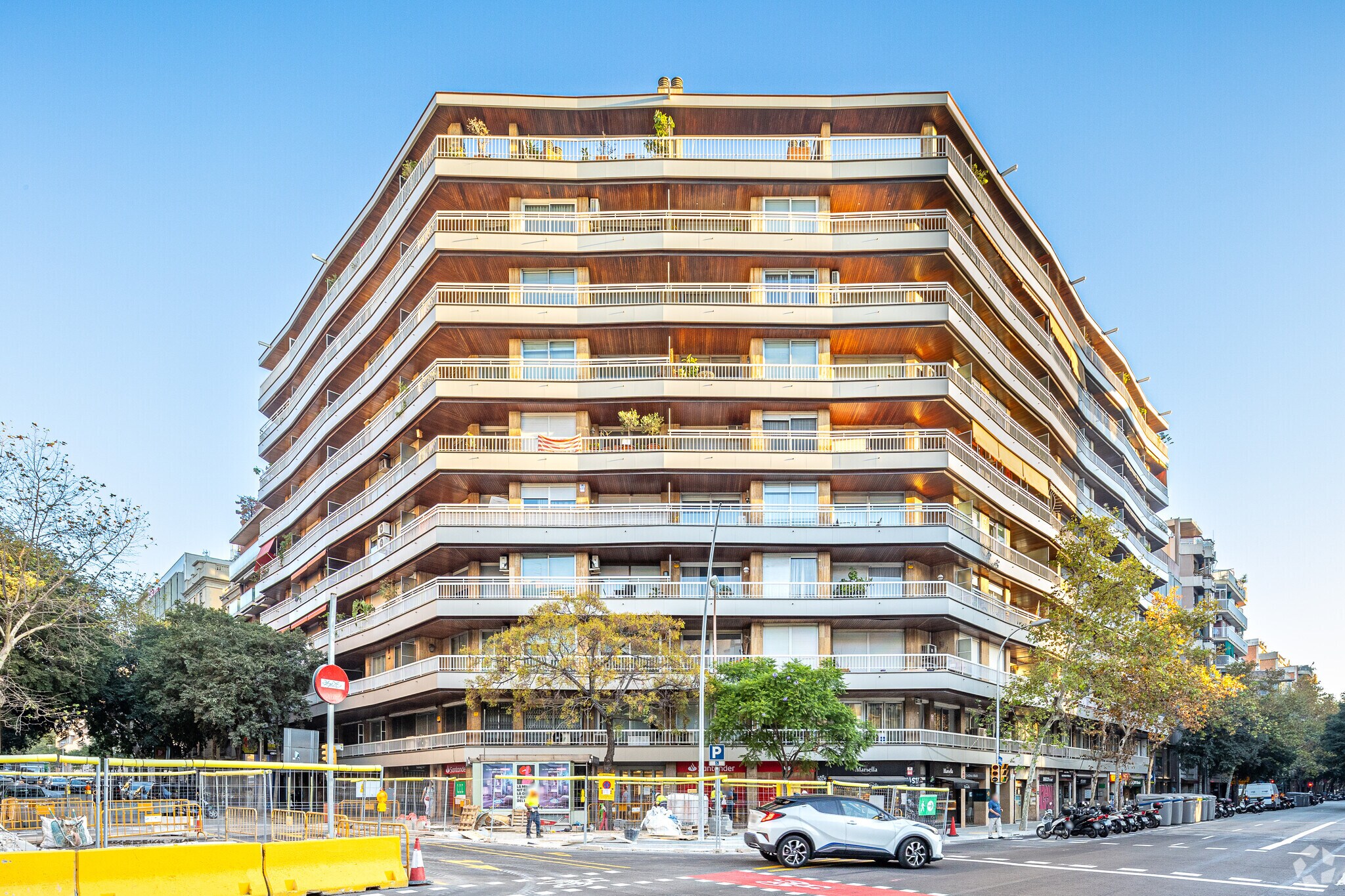 Carrer de Nàpols, 216, Barcelona, Barcelona for sale Primary Photo- Image 1 of 3