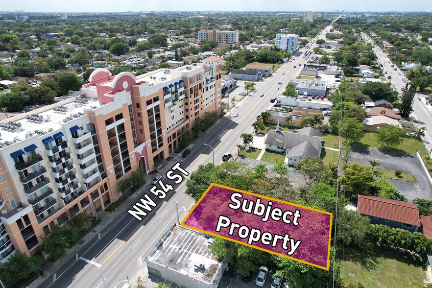 1425 NW 54th St, Miami, FL à vendre - Photo du bâtiment - Image 2 de 9