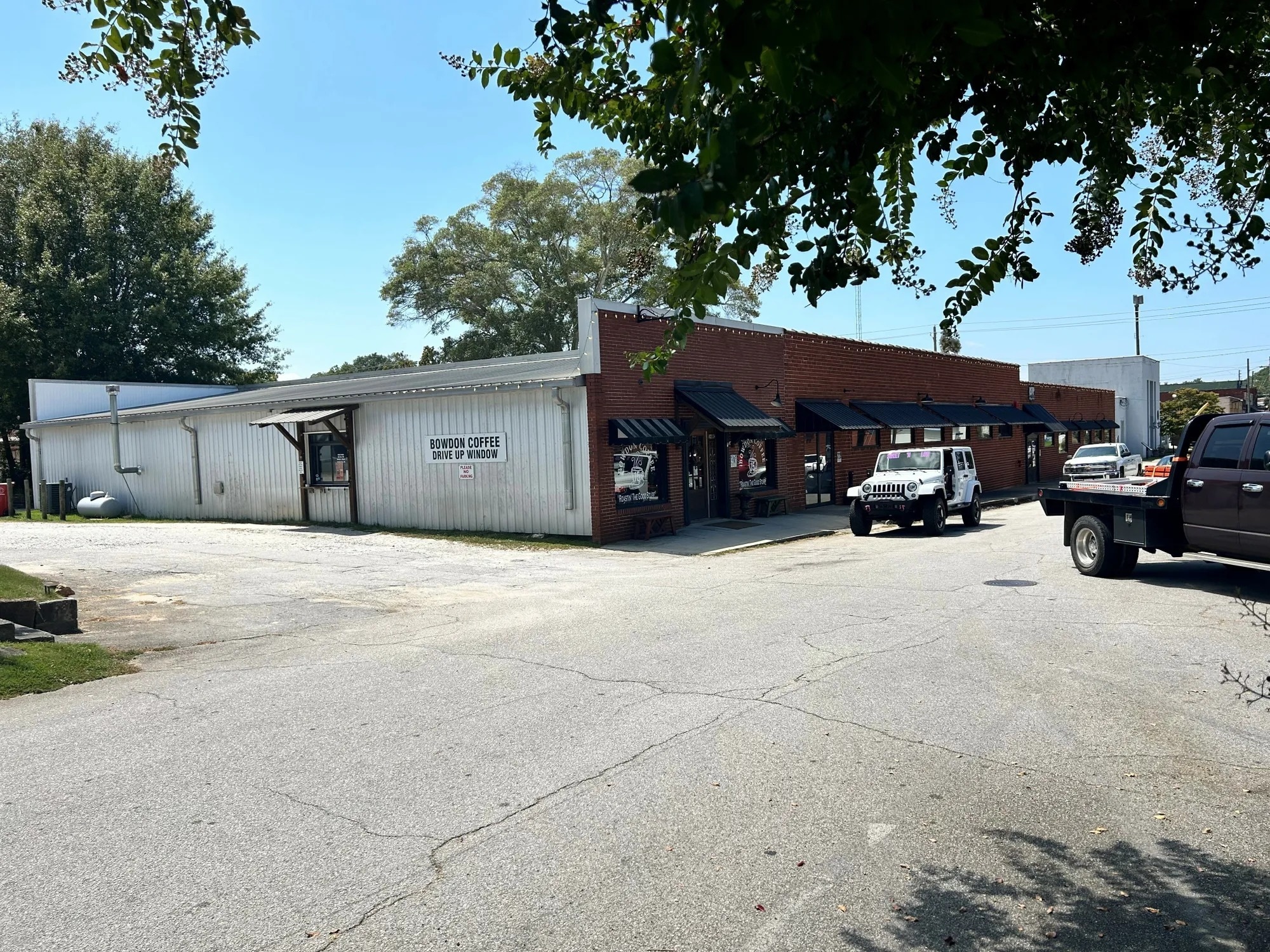 140 City Hall Ave, Bowdon, GA for lease Primary Photo- Image 1 of 4