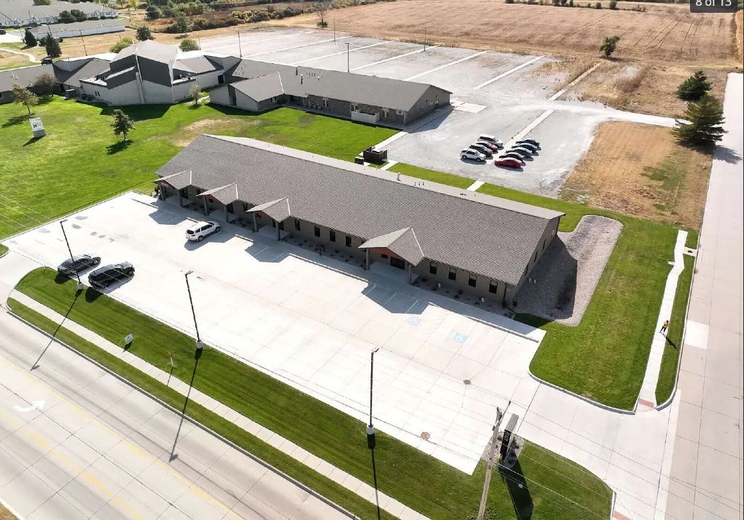 4213 38th St, Columbus, NE for lease Building Photo- Image 1 of 5